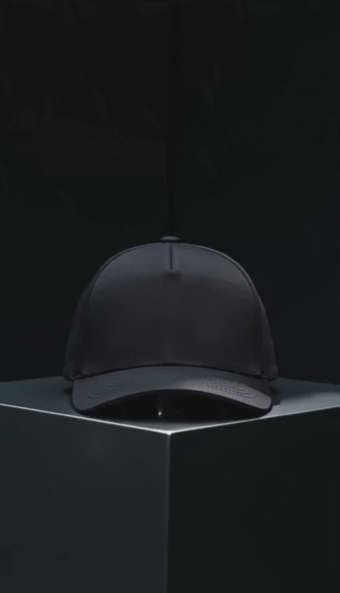CAPPELLINO NERO PREMIUM LOGO DF RICAMATO ORO - PRE ORDINA ORA!